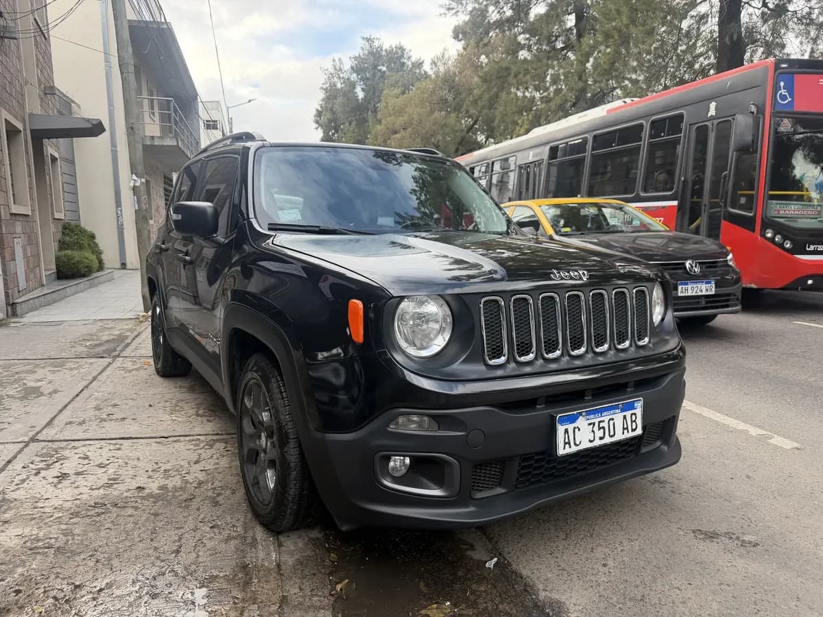 Jeep Renegade 2018, foto 2