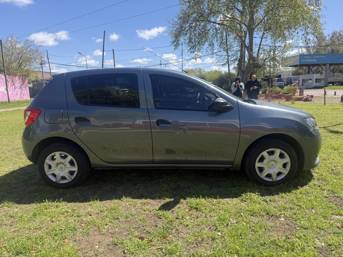 Renault Sandero 2019, foto 11