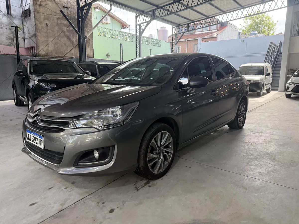 Citroën C4 Lounge 2016, foto 2