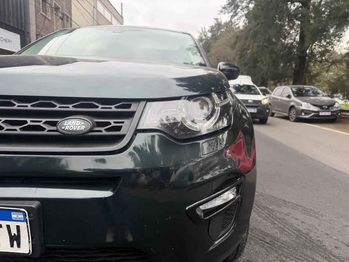 Land Rover Discovery 2017, foto 10