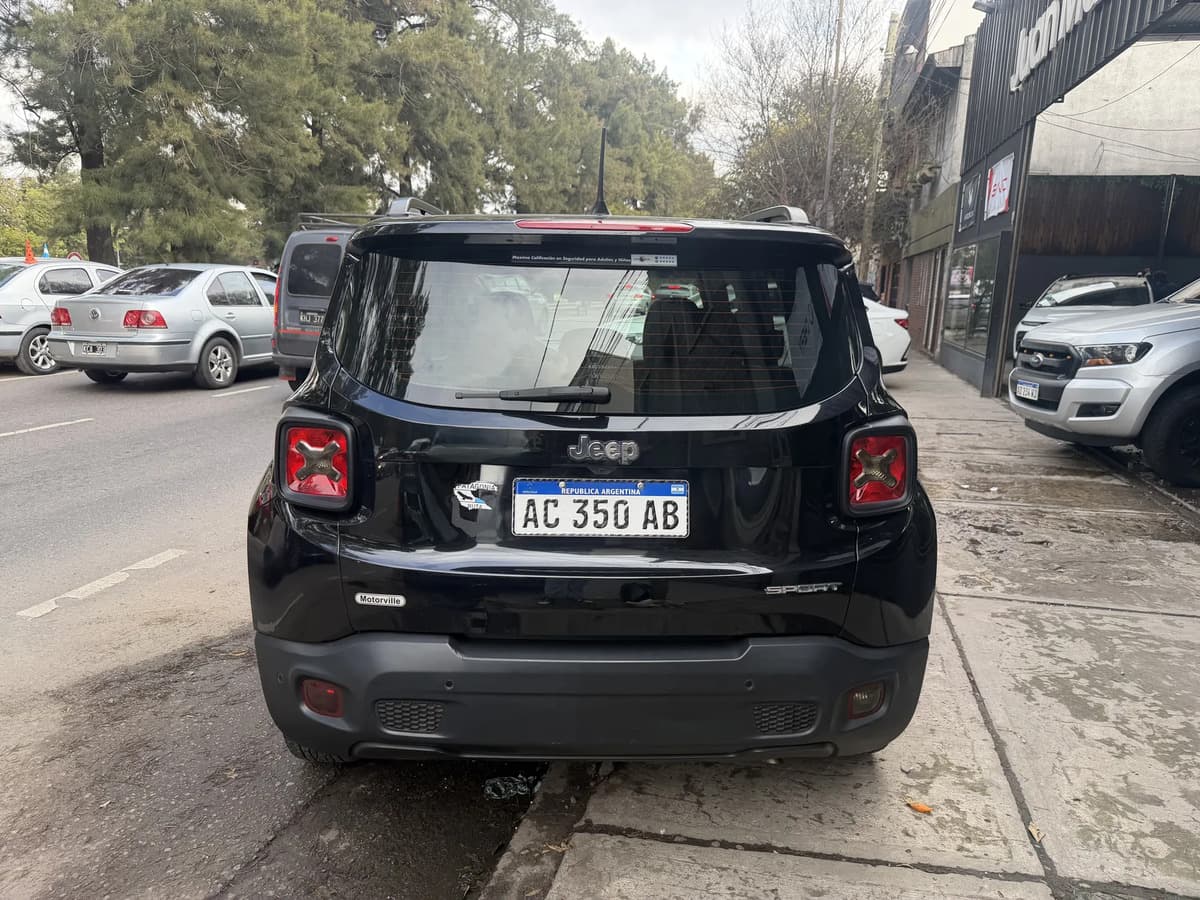 Jeep Renegade 2018, foto 8