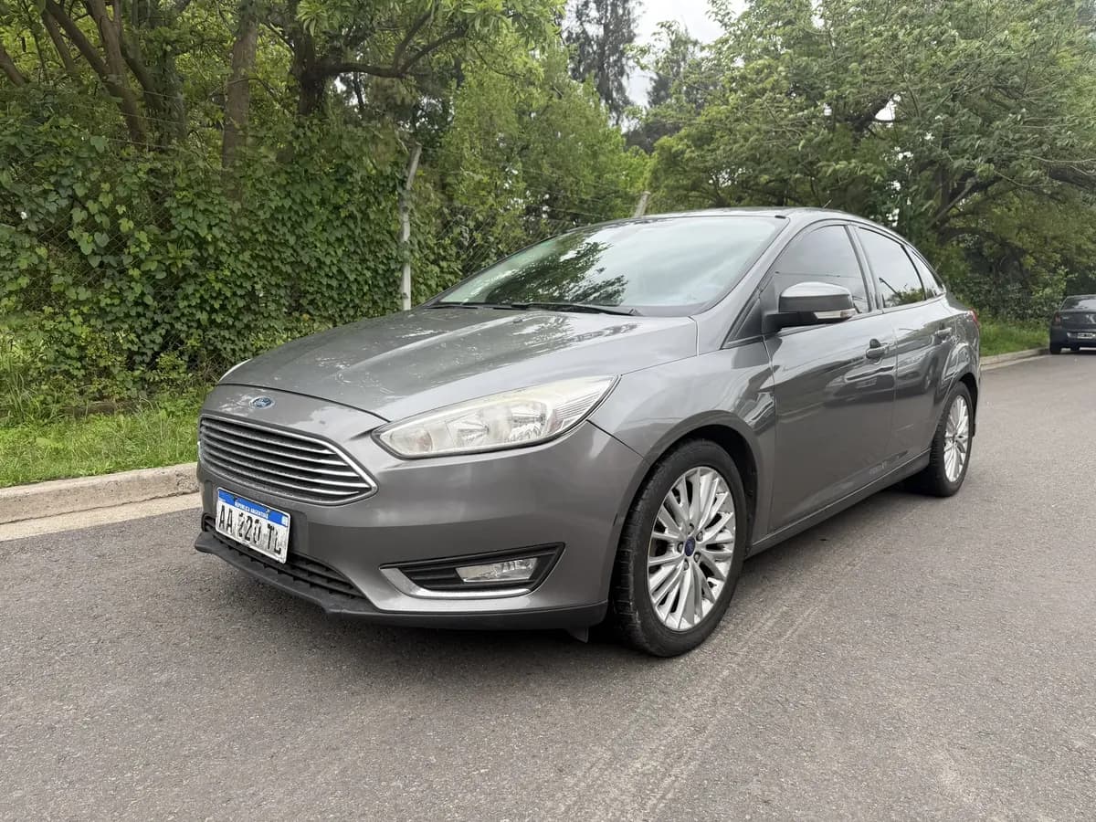 Ford Focus III 2016, foto 1