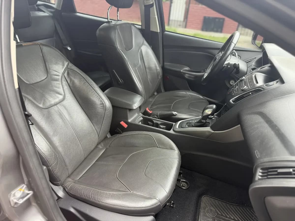 Ford Focus III 2016, foto 15