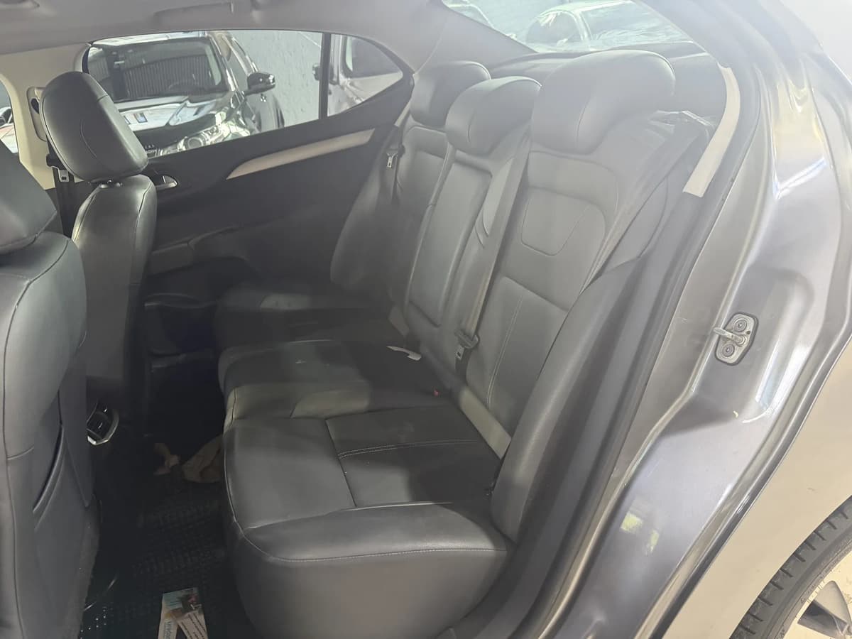 Citroën C4 Lounge 2016, foto 16