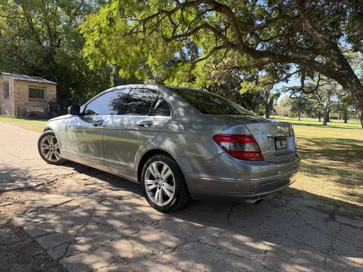 Mercedes-Benz Clase C 2008, foto 3