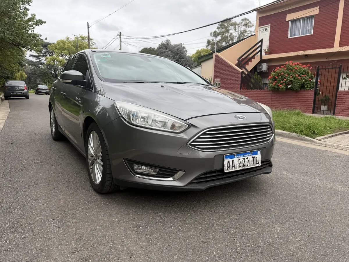 Ford Focus III 2016, foto 4