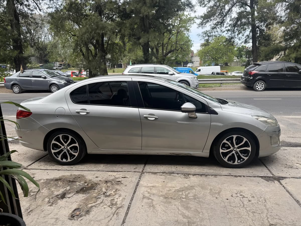Peugeot 408 2011, foto 4