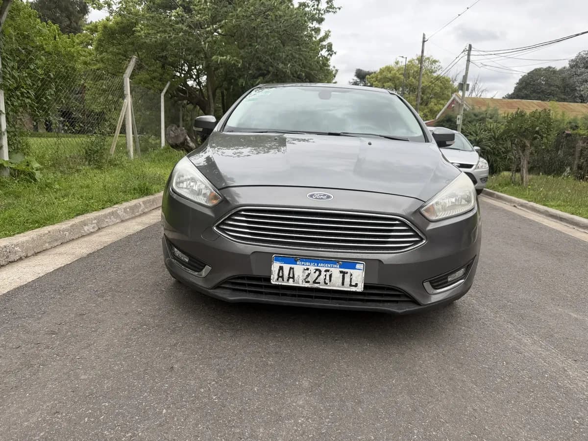 Ford Focus III 2016, foto 3