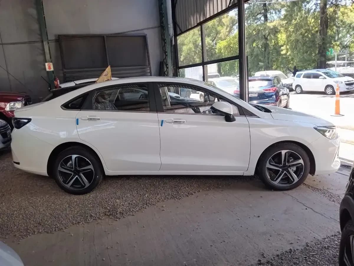 BAIC U5 2026, foto 11