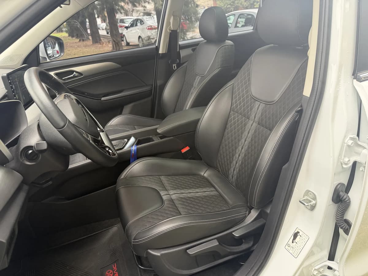 BAIC X35 2025, foto 16