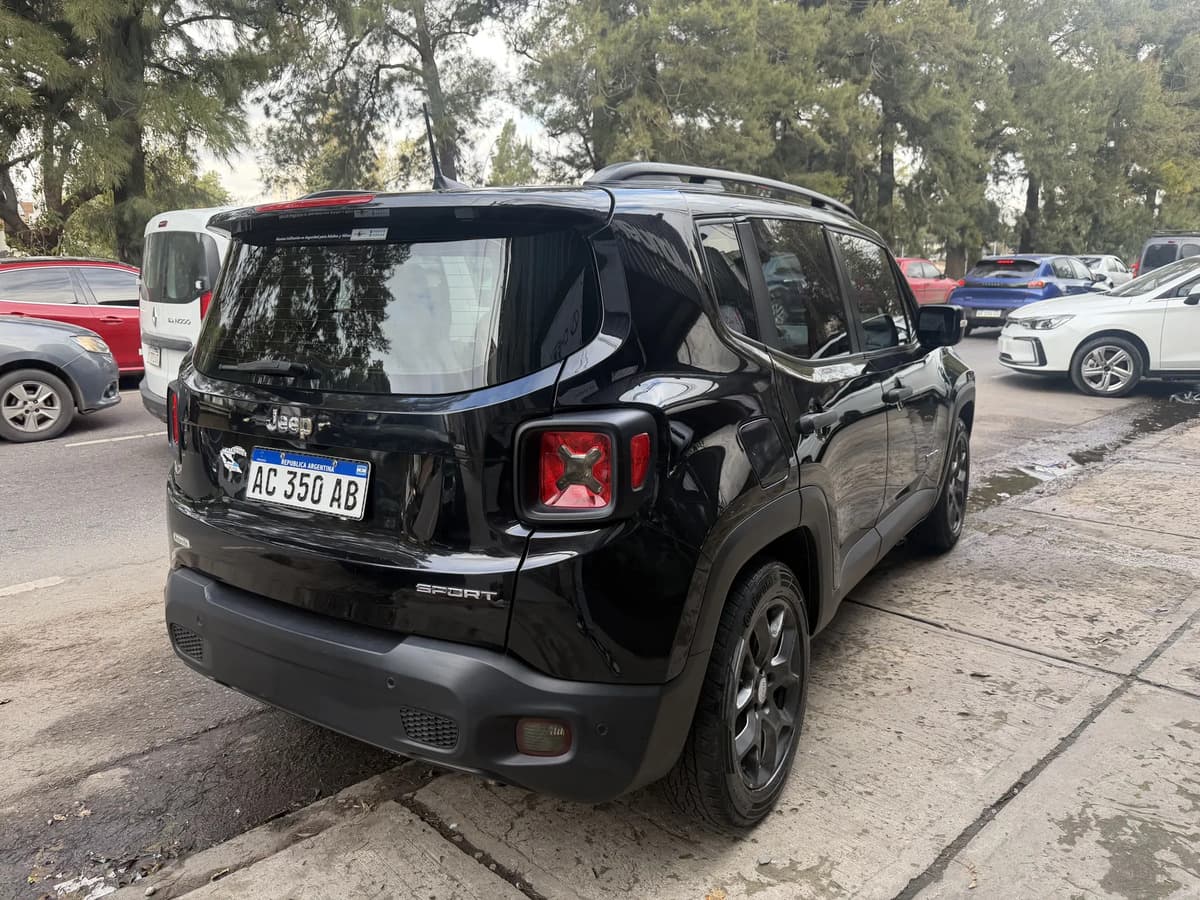 Jeep Renegade 2018, foto 7