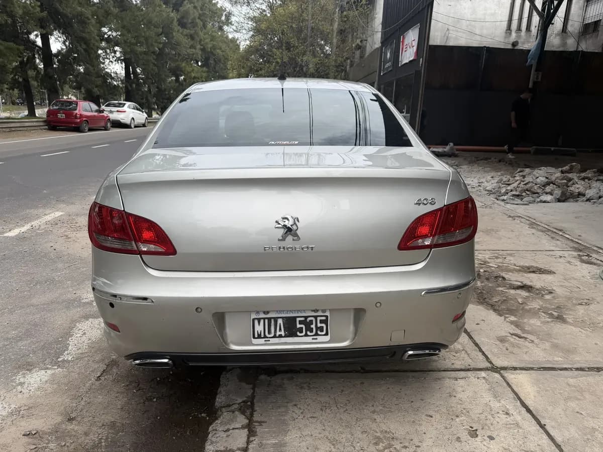 Peugeot 408 2011, foto 6