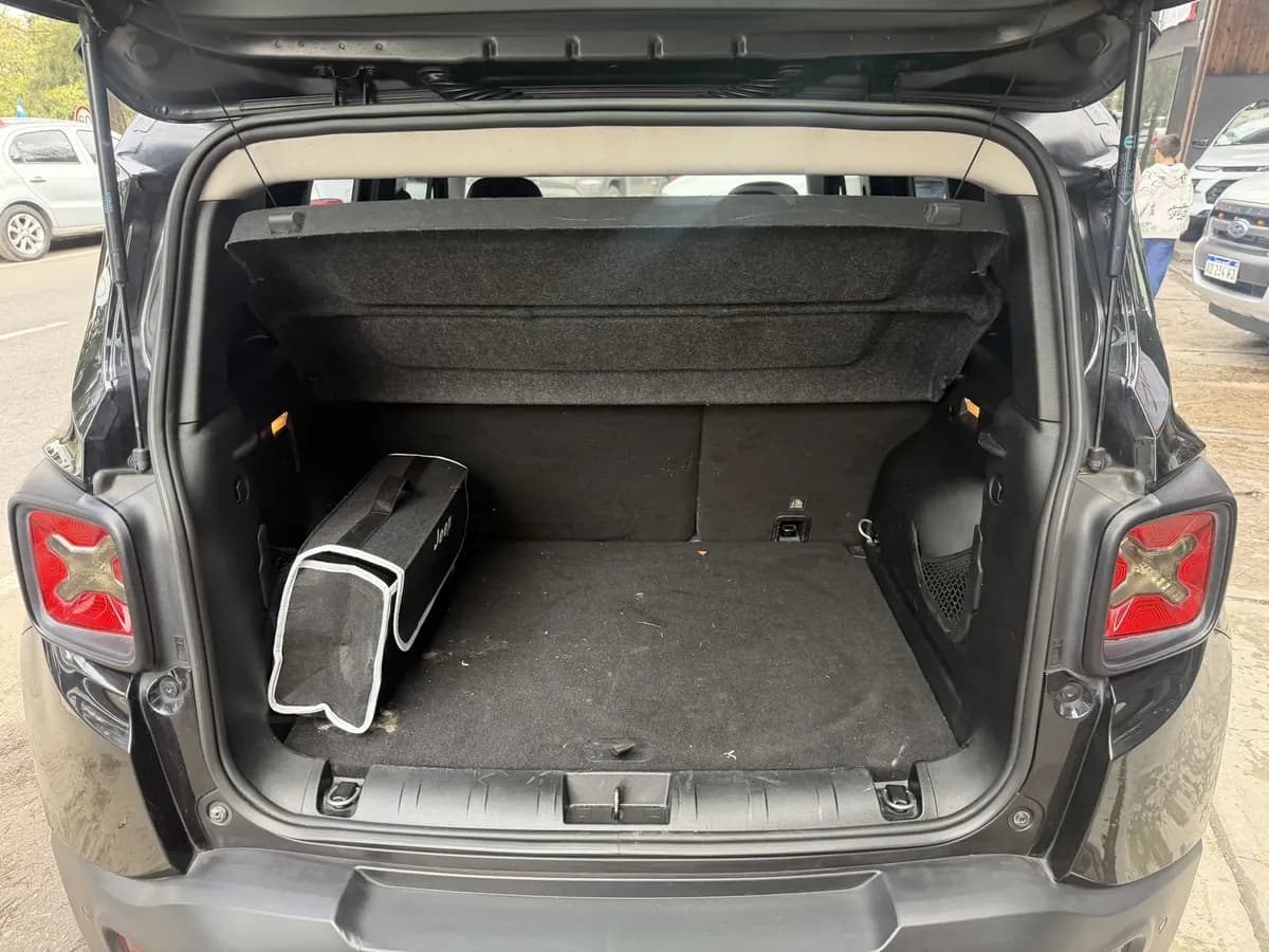 Jeep Renegade 2018, foto 14