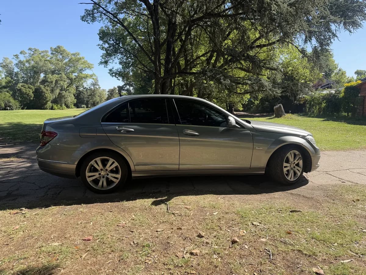 Mercedes-Benz Clase C 2008, foto 11