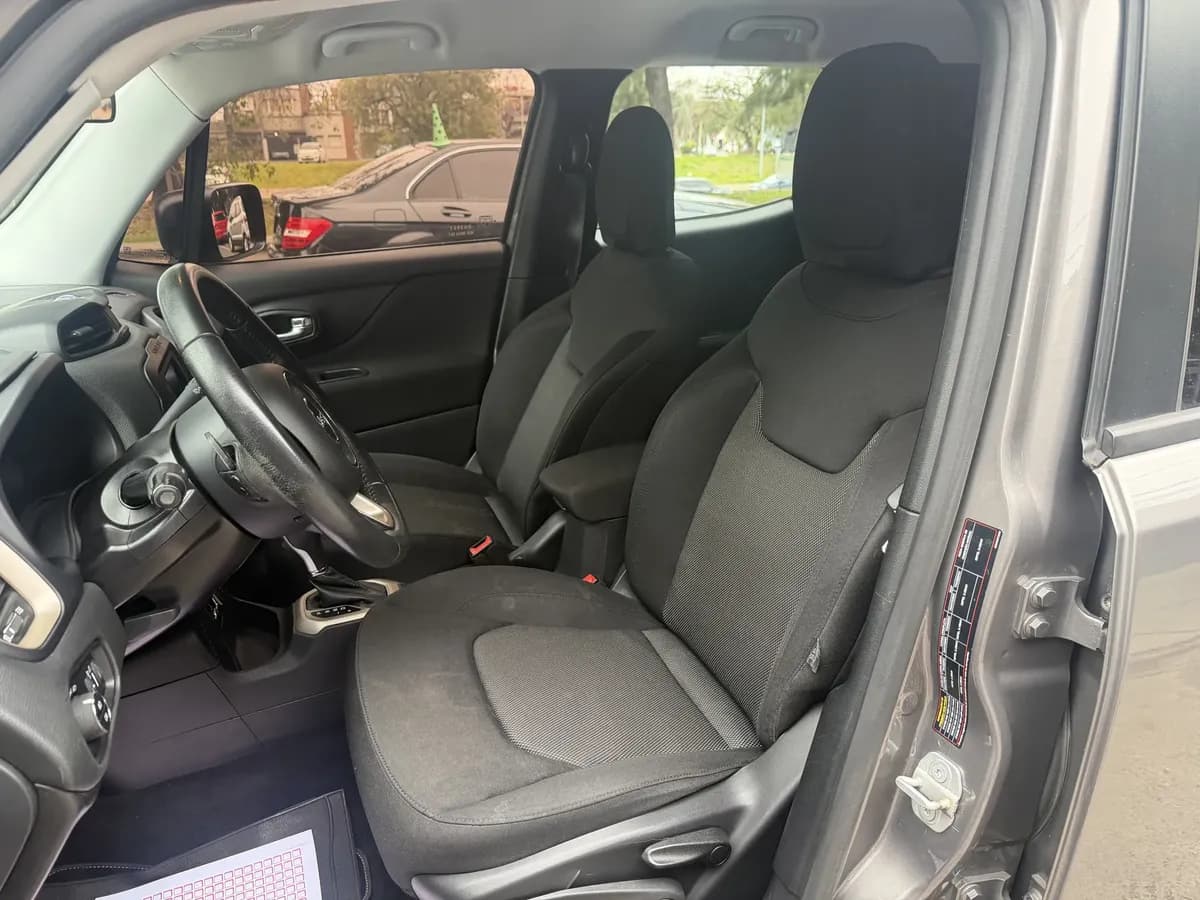 Jeep Renegade 2018, foto 15