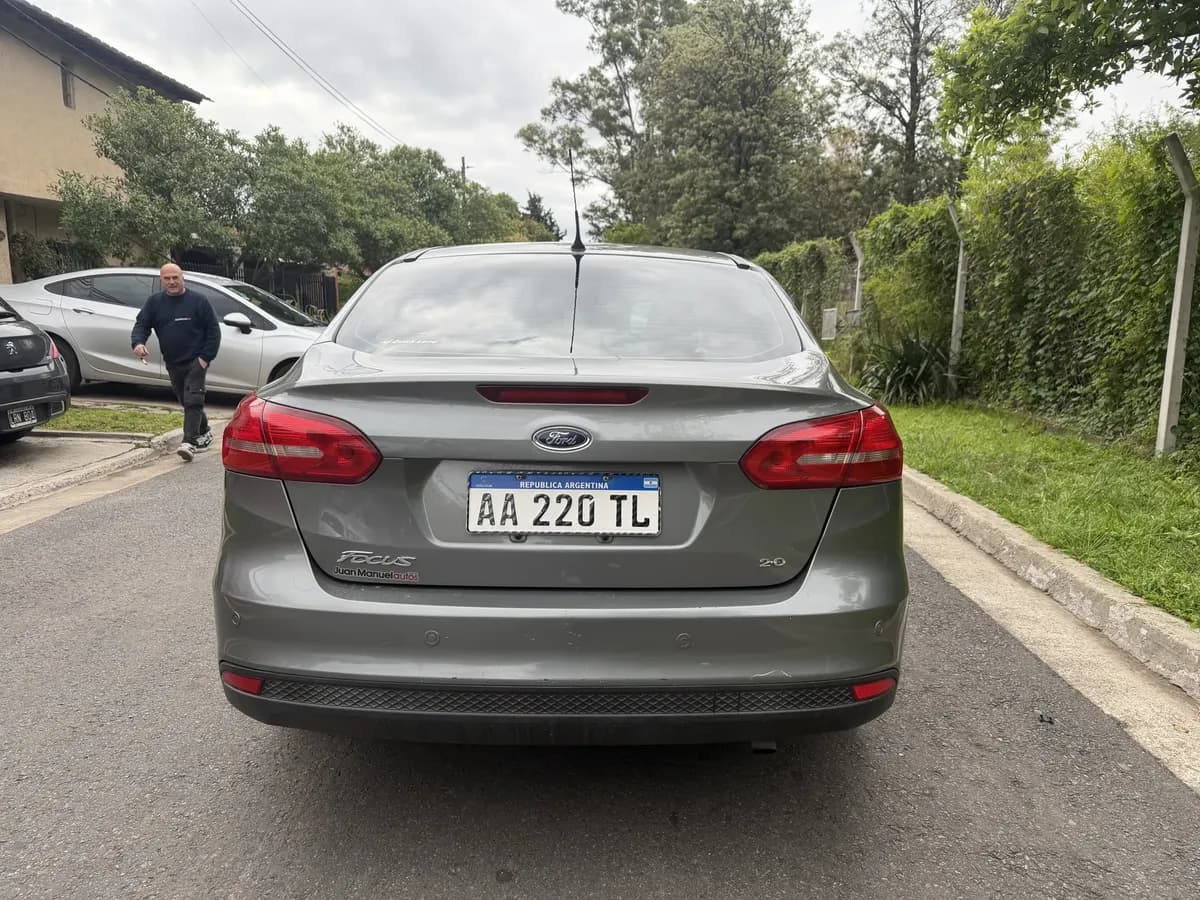 Ford Focus III 2016, foto 7