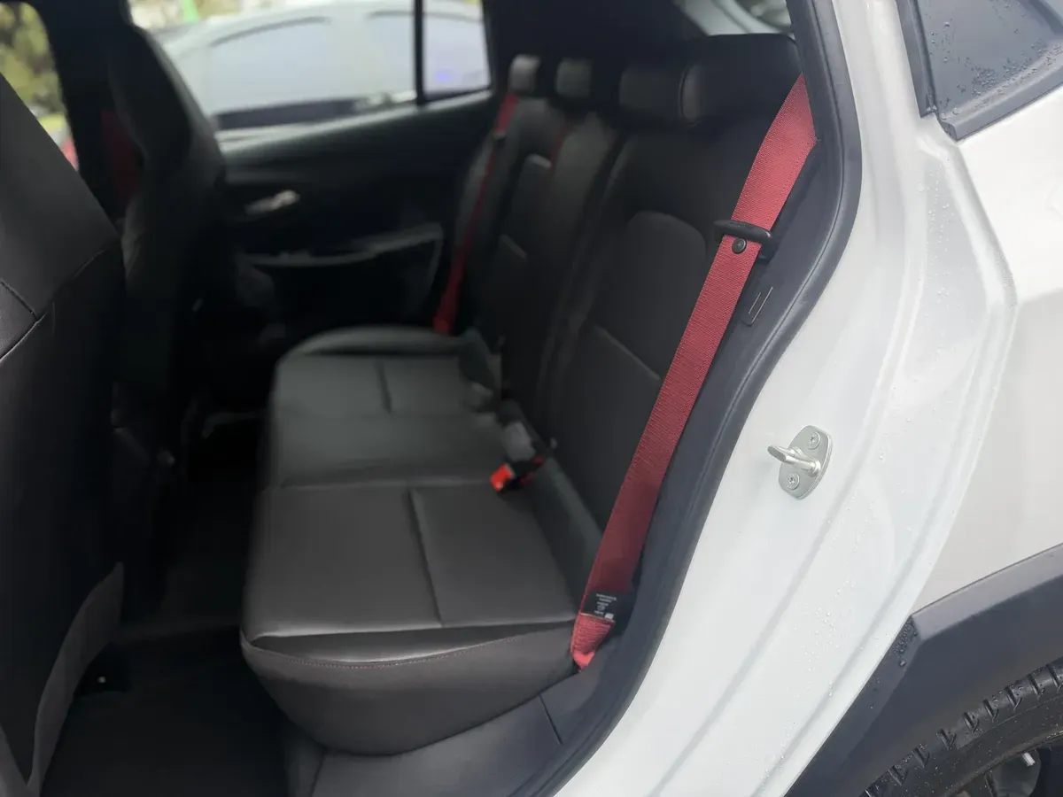 Chevrolet Sonic 2026, foto 12