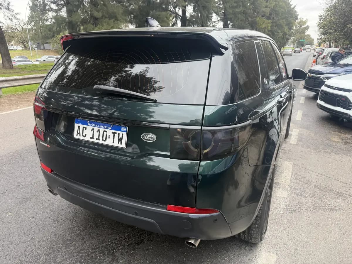 Land Rover Discovery 2017, foto 18