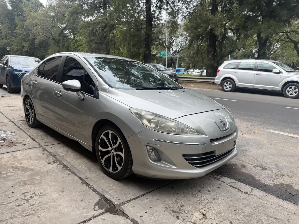 Peugeot 408 2011, foto 2