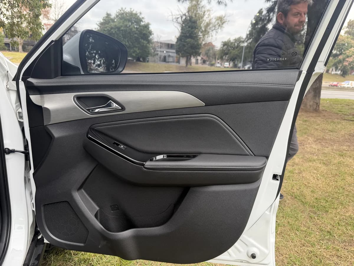 BAIC X35 2025, foto 17