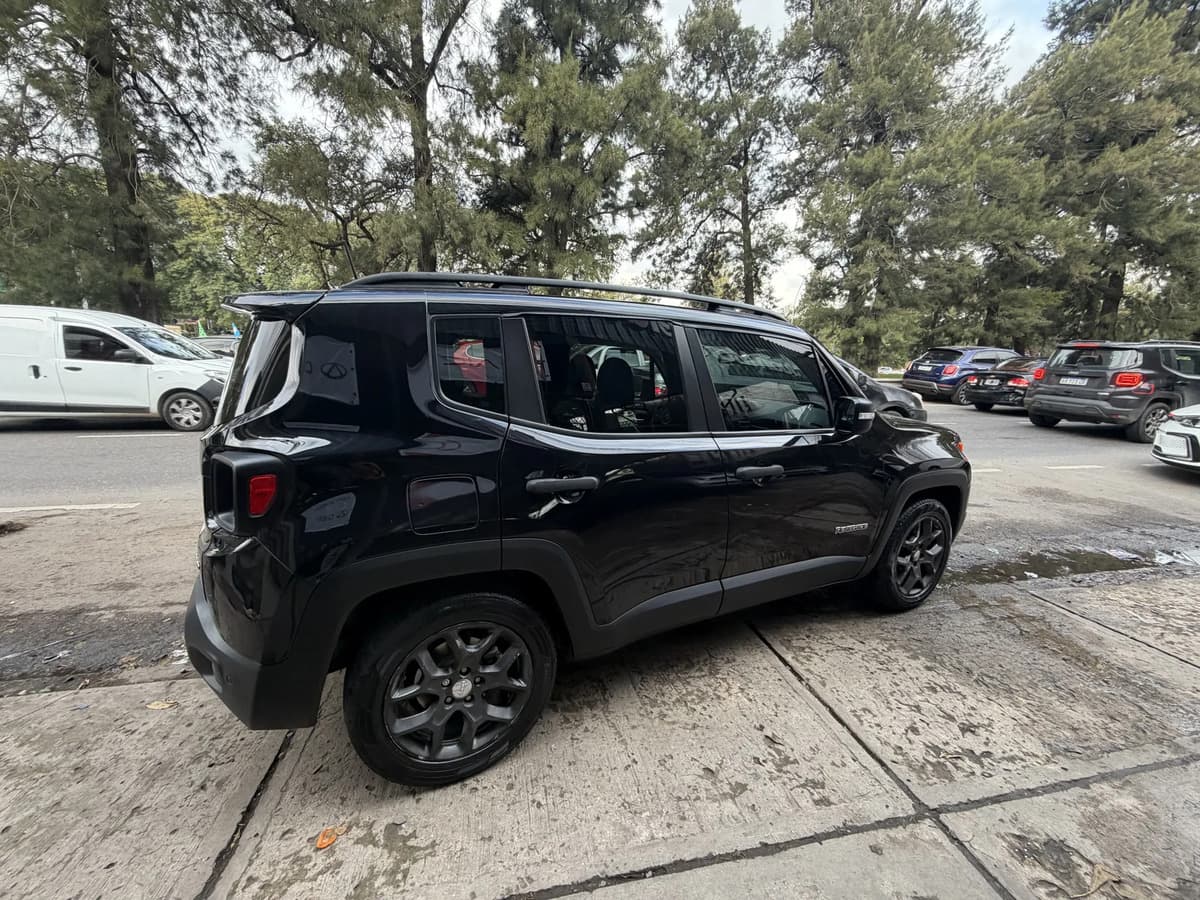Jeep Renegade 2018, foto 6