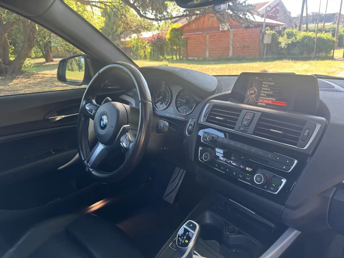 BMW Serie 2 2016, foto 24