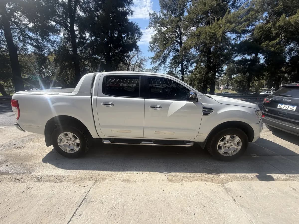 Ford Ranger 2016, foto 12