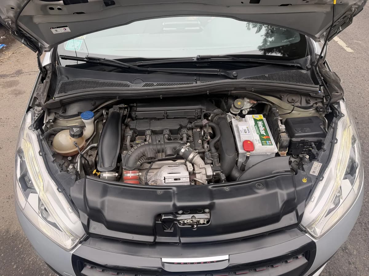Peugeot 208 2017, foto 11