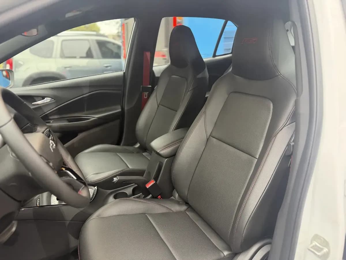 Chevrolet Sonic 2026, foto 11
