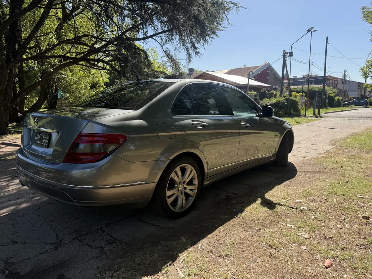 Mercedes-Benz Clase C 2008, foto 10