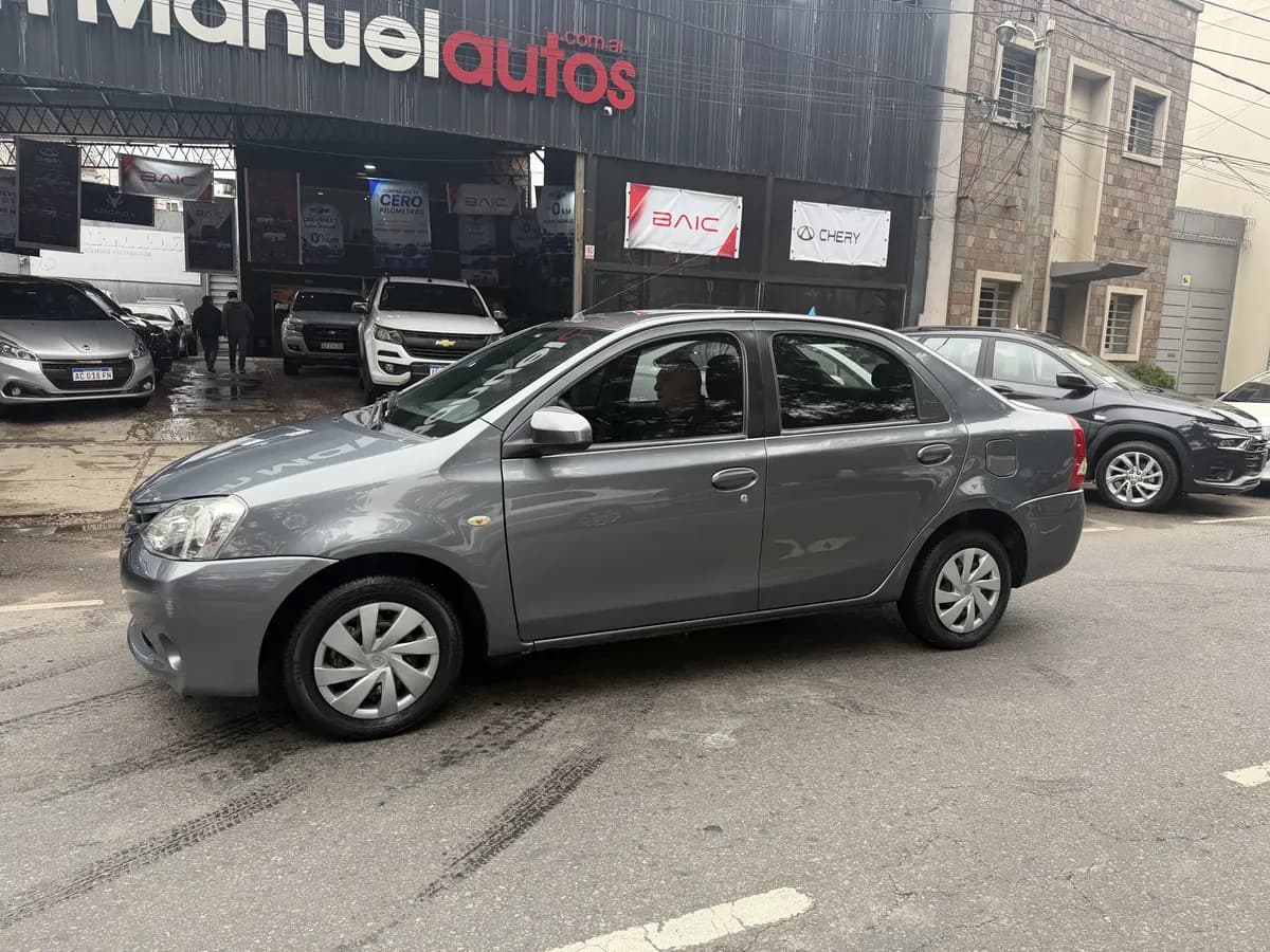Toyota Etios 2015, foto 6