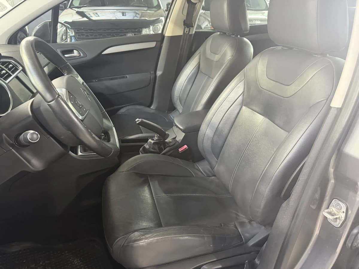 Citroën C4 Lounge 2016, foto 17