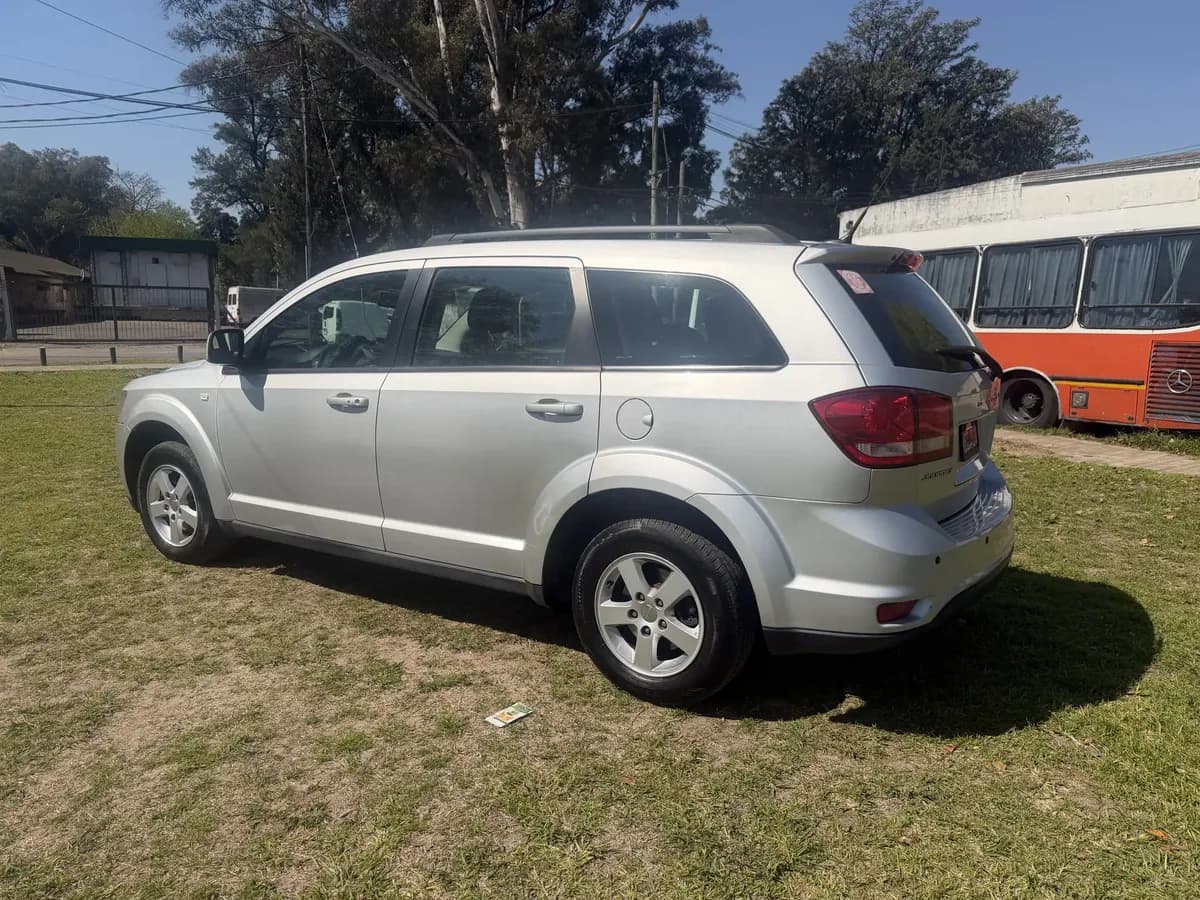 Dodge Journey 2011, foto 13