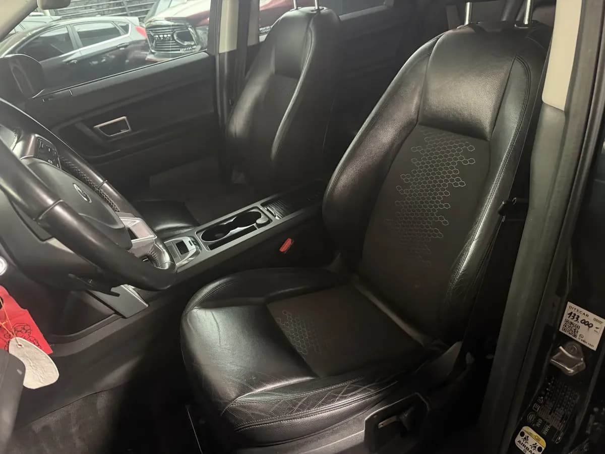 Land Rover Discovery 2017, foto 21