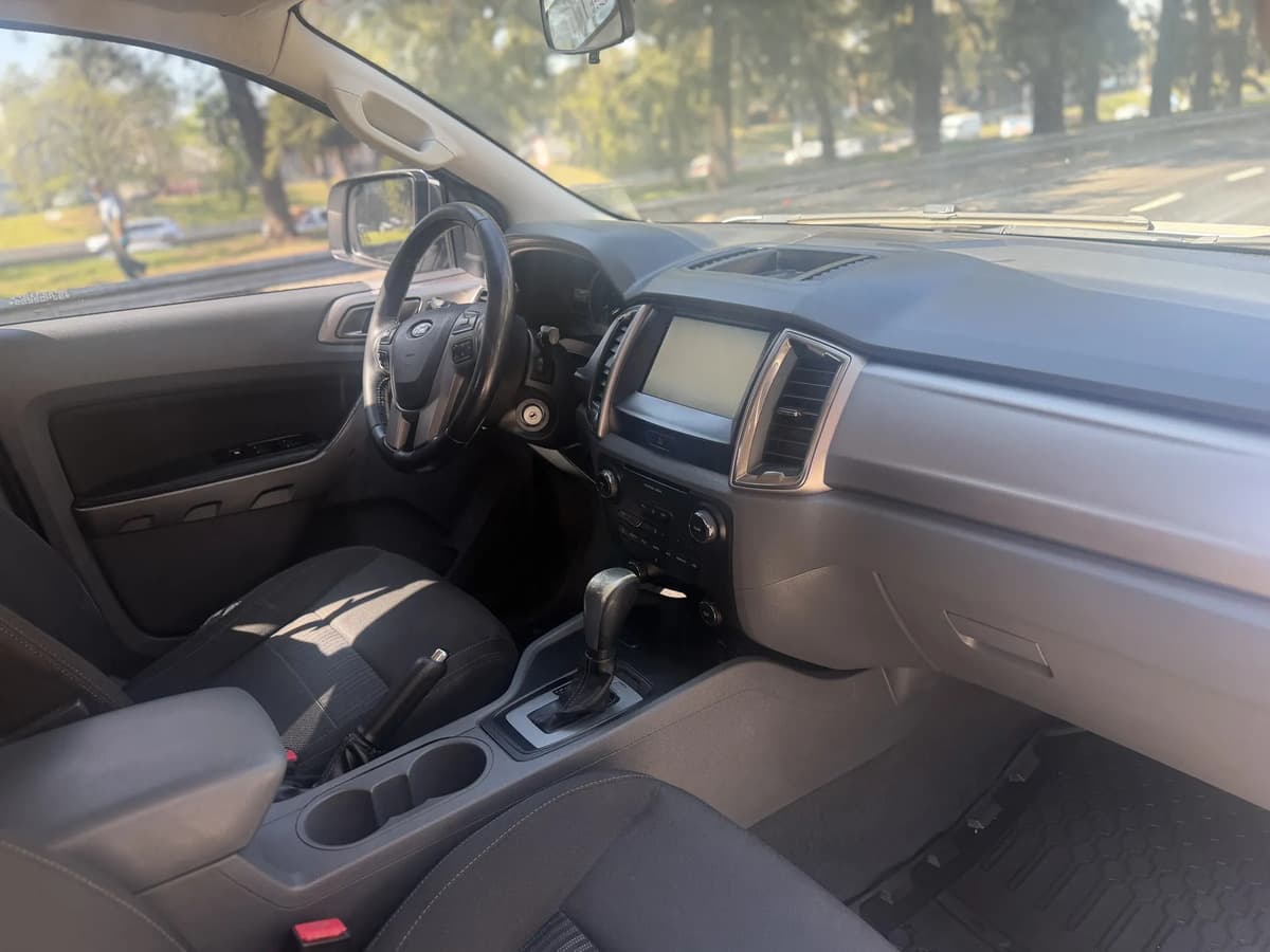 Ford Ranger 2016, foto 16
