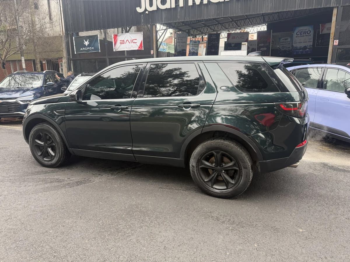 Land Rover Discovery 2017, foto 5
