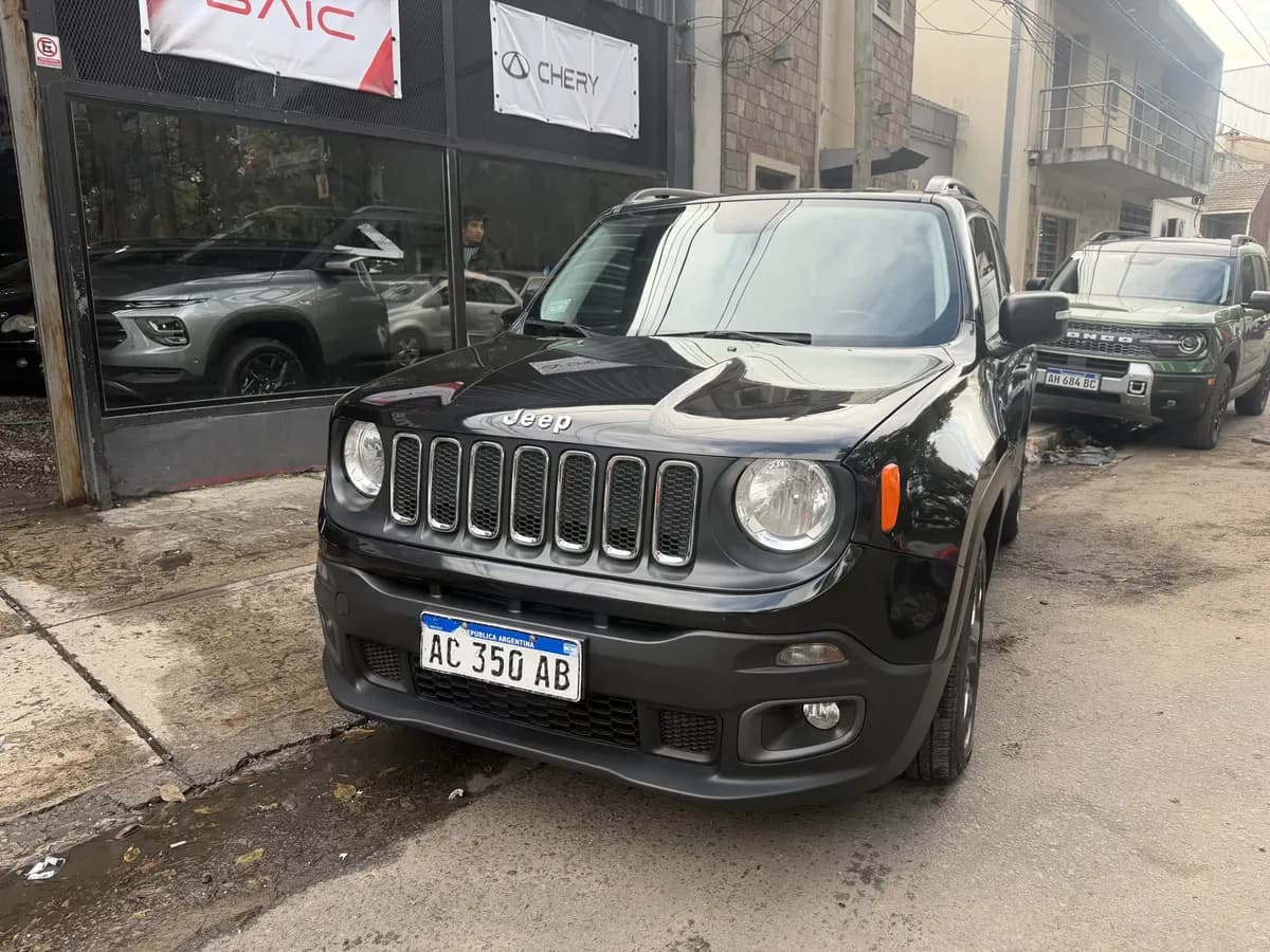Jeep Renegade 2018, foto 1