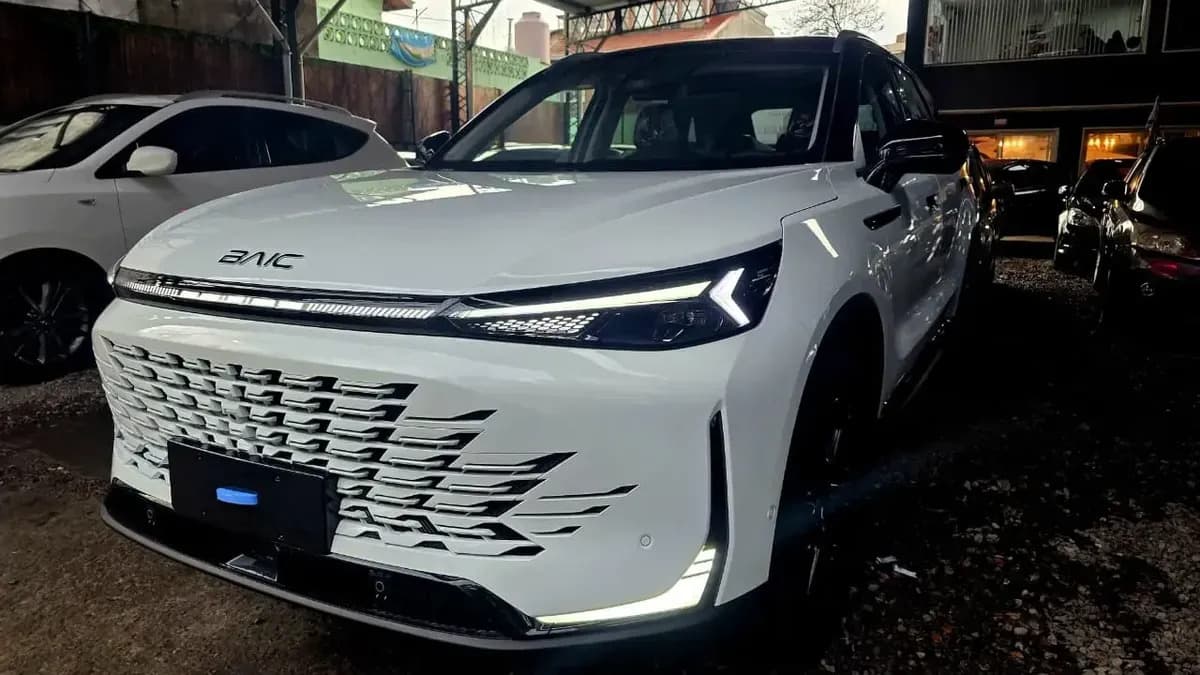 BAIC X55 Plus 2026, foto 1