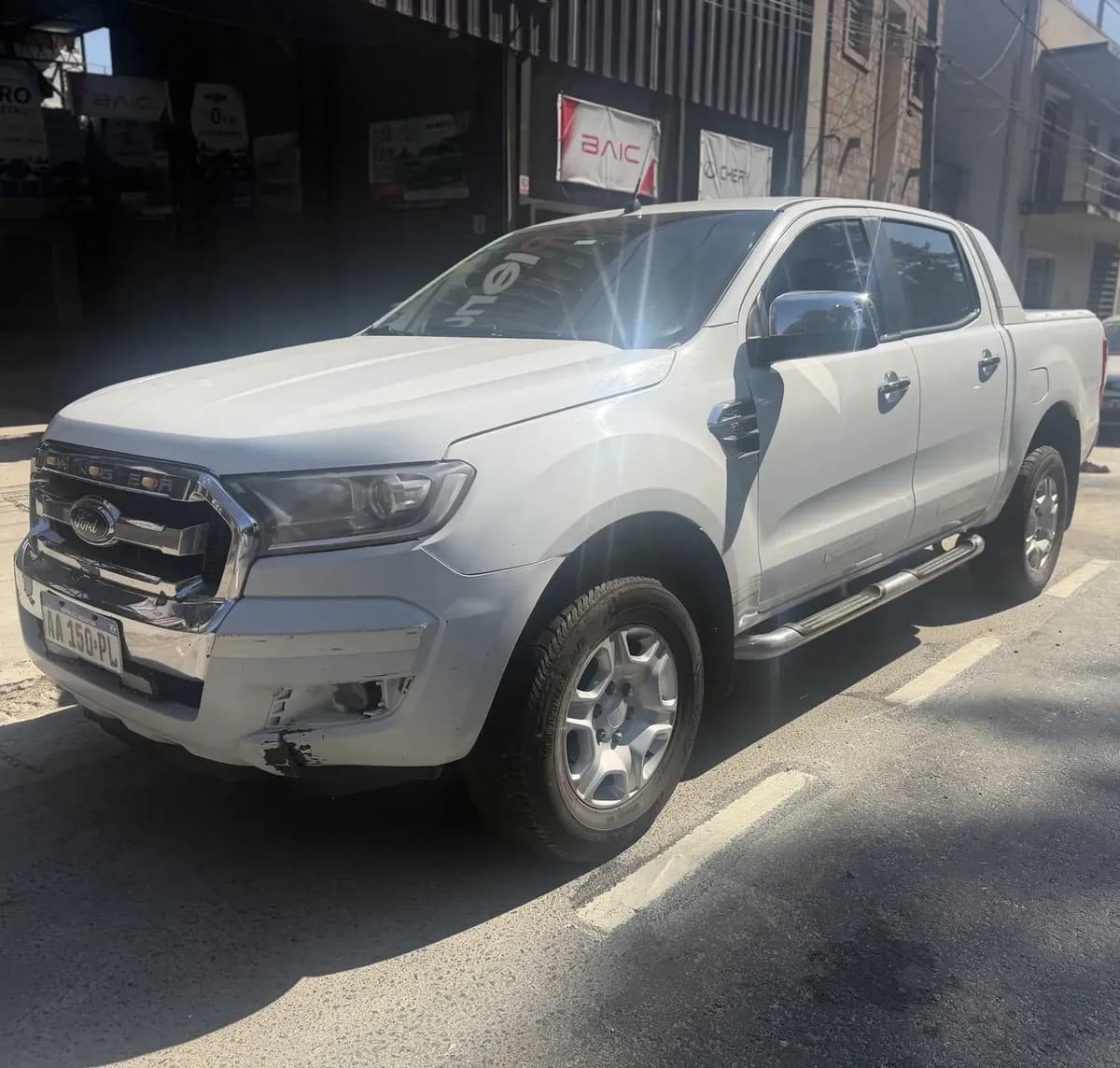 Ford Ranger 2016, foto 1